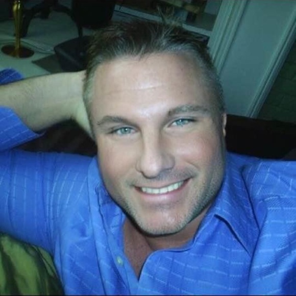 Meet your Posher, Kevin - Picture 2 of 3